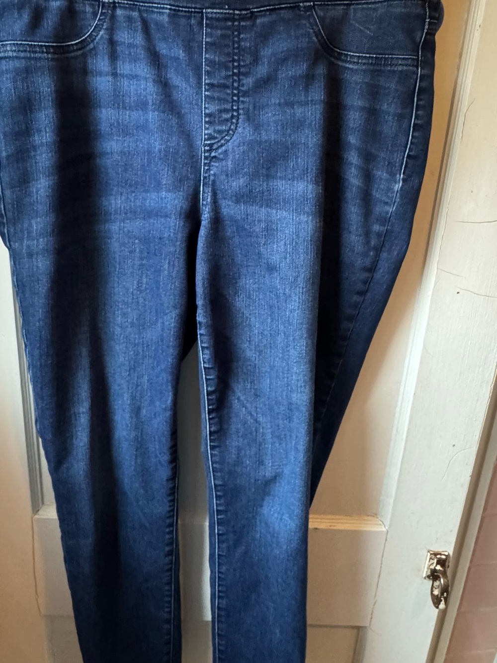 Talbots Simply Flattering Pull-On Jeggings Size 14 Dark Wash Stretch Jeans